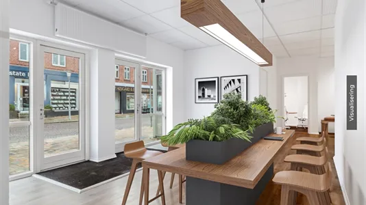 Butikslokaler til leje i Ringe - billede 1